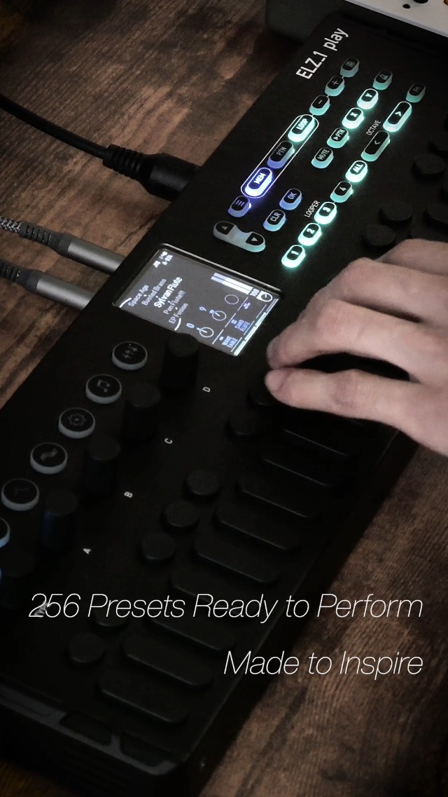 Amazon.com: ELZ_1 play V2 Launch Edition incl. Case [Portable